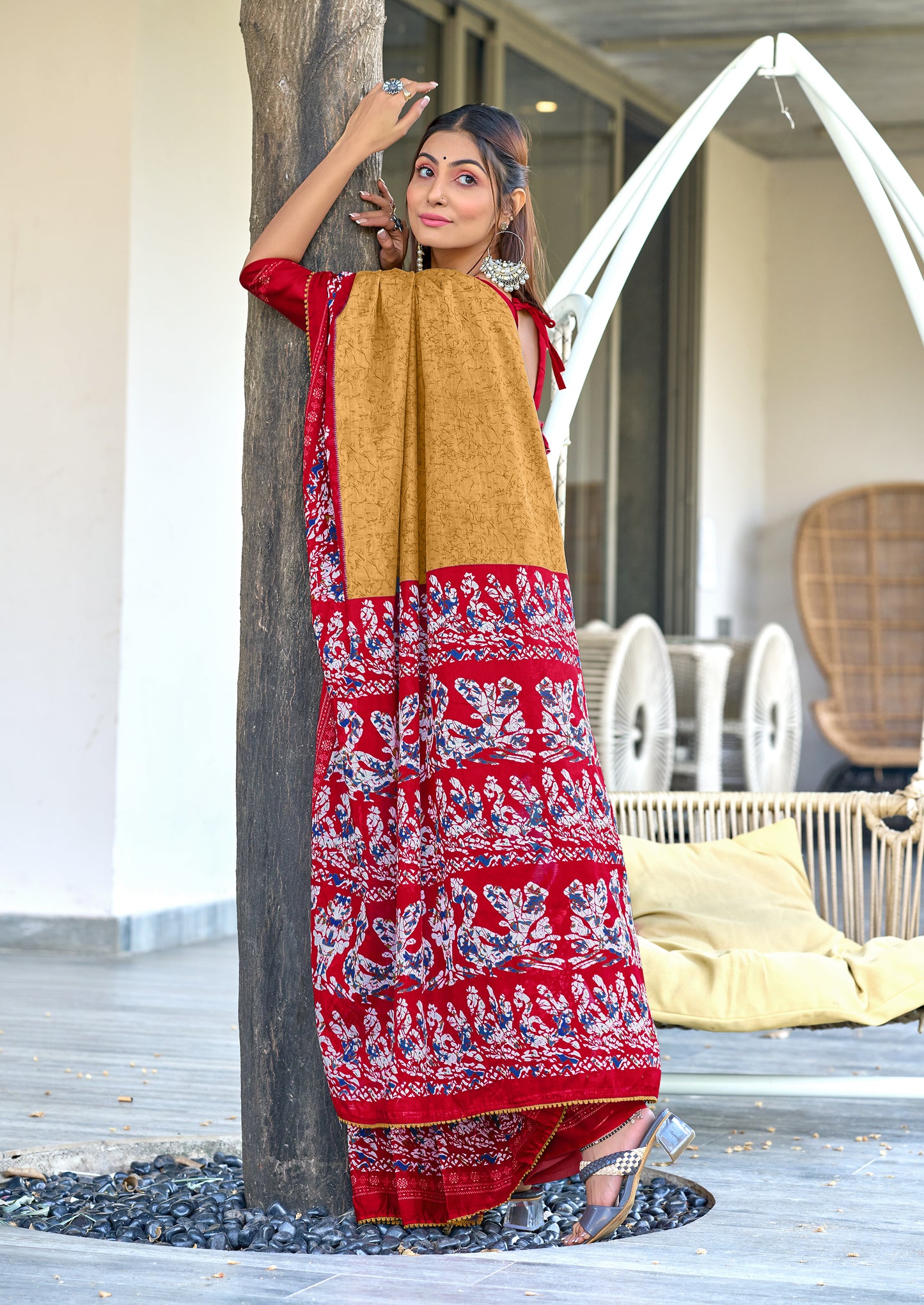 Pure Classic Cotton Saree With Latkans